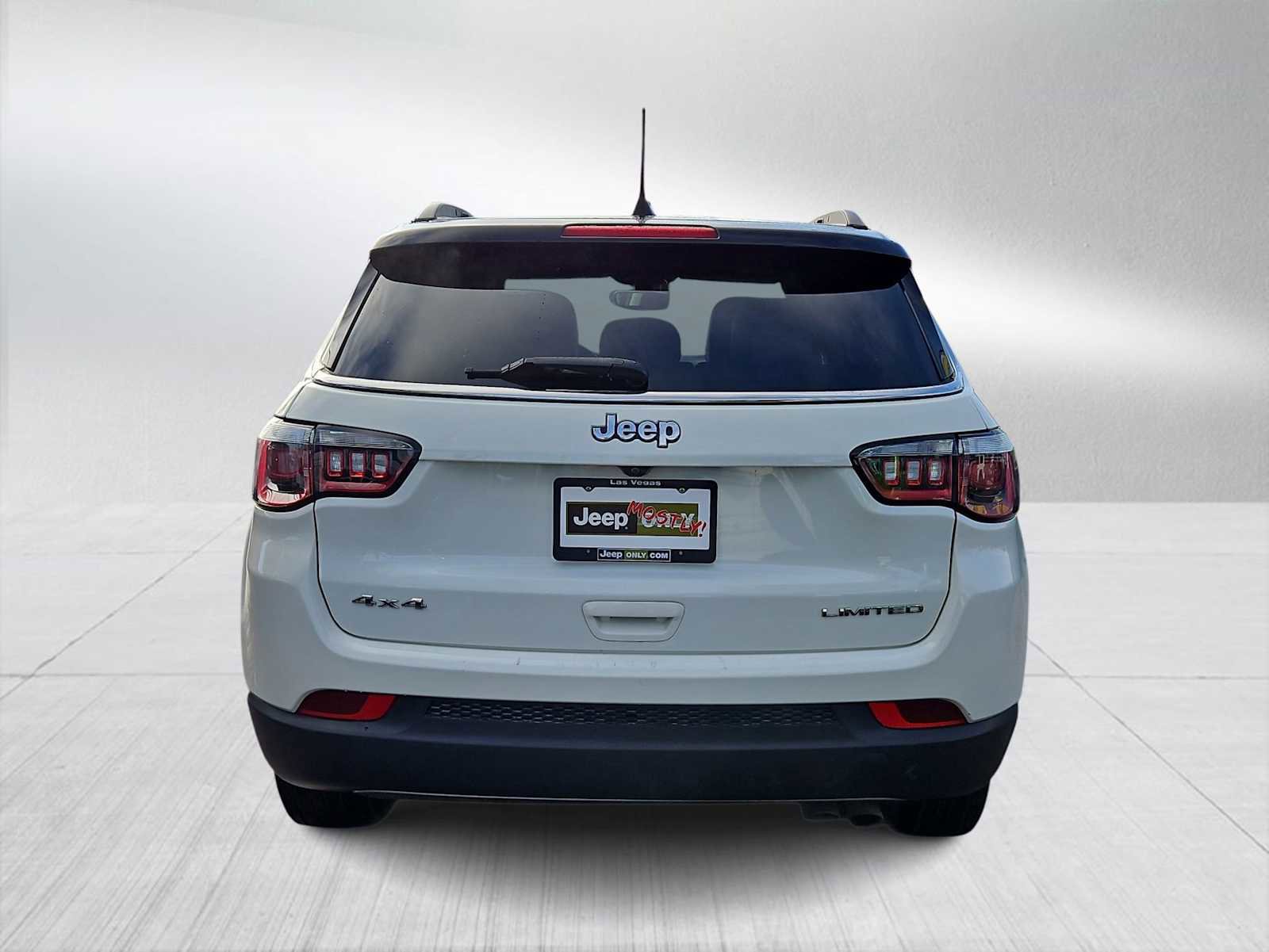 Used 2020 Jeep Compass Limited image 7