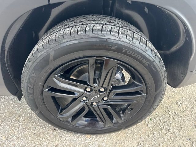 Used 2025 Chevrolet Trax ACTIV w/ Sunroof Package FWD image 11