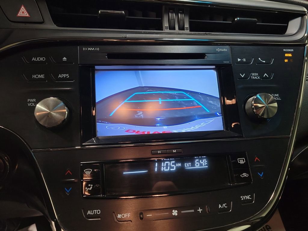 Used 2016 Toyota Avalon XLE image 18