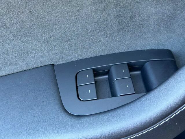 Used 2022 Tesla Model 3 Performance AWD/4WD image 14