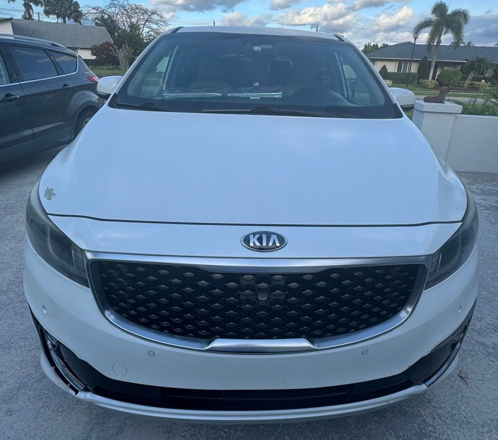 Used 2017 Kia Sedona SX Limited w/ SXL Prestige Package FWD image 2