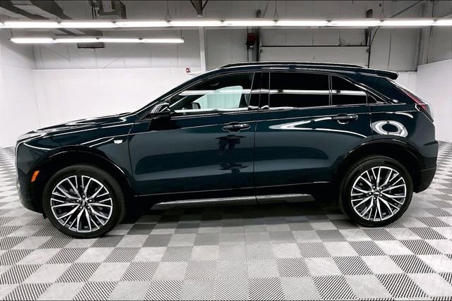 Used 2024 Cadillac XT4 Sport AWD/4WD image 14