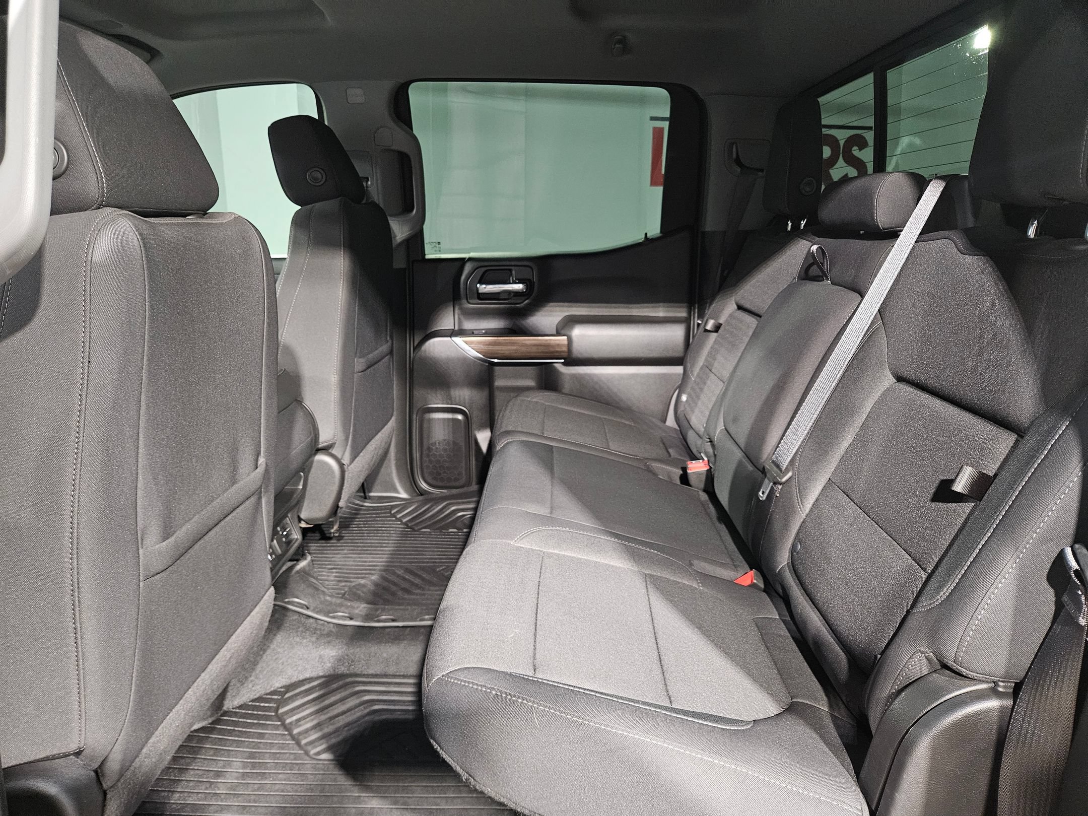 Used 2022 Chevrolet Silverado 1500 LT AWD/4WD image 34