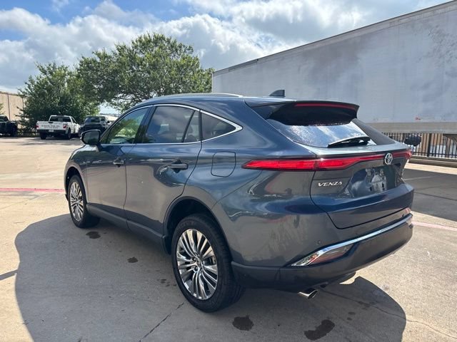 Used 2022 Toyota Venza Limited AWD/4WD image 7