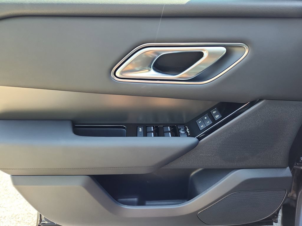 Certified 2026 Land Rover Range Rover Velar S AWD/4WD image 24
