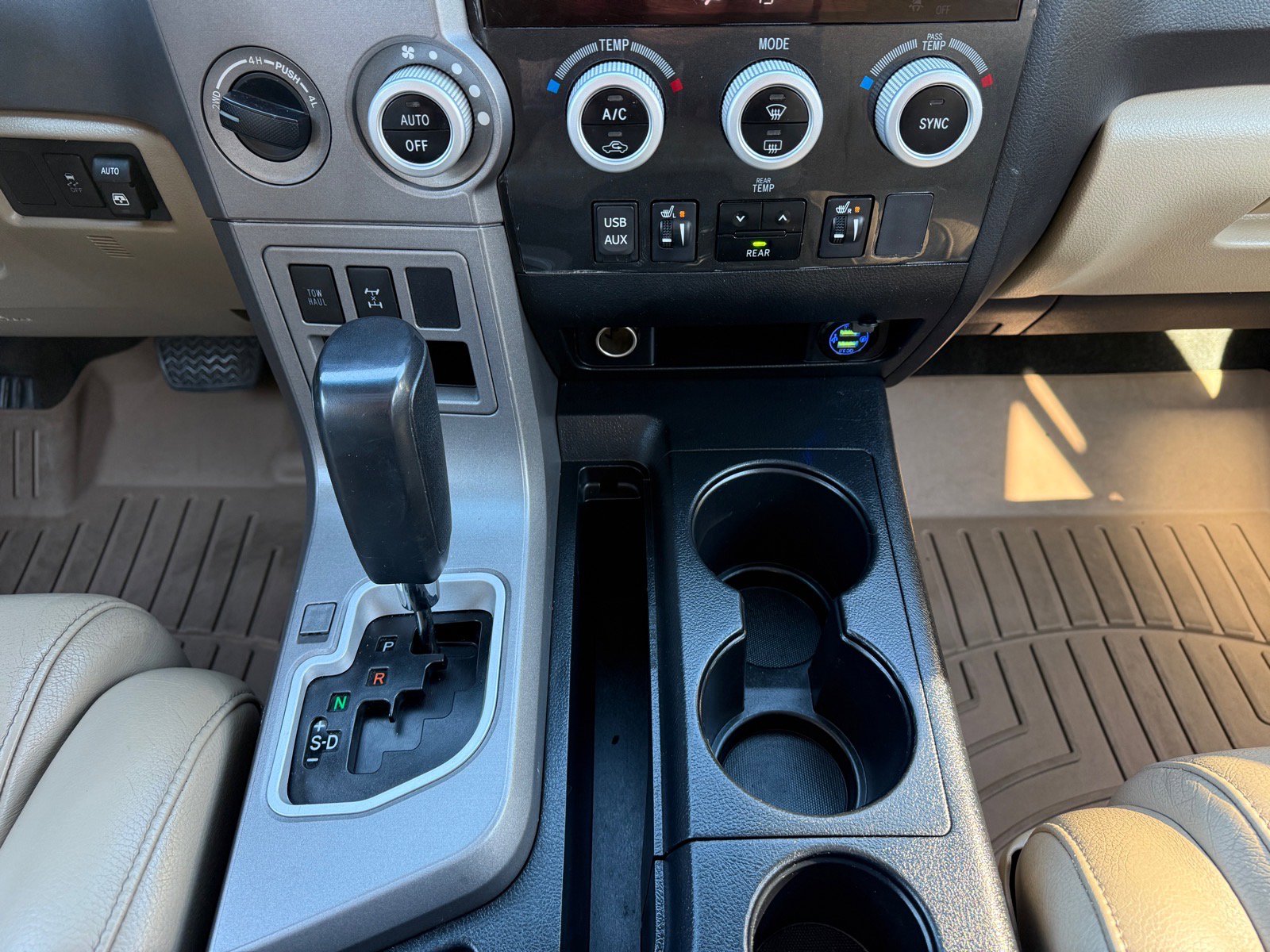 Used 2012 Toyota Sequoia SR5 w/ Premium Pkg image 35