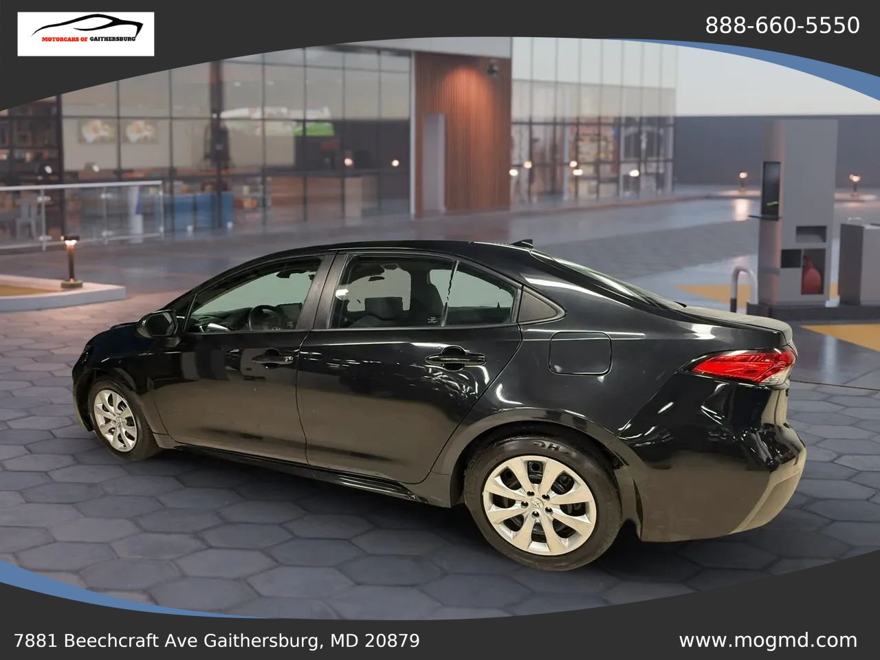 Used 2022 Toyota Corolla LE FWD image 4