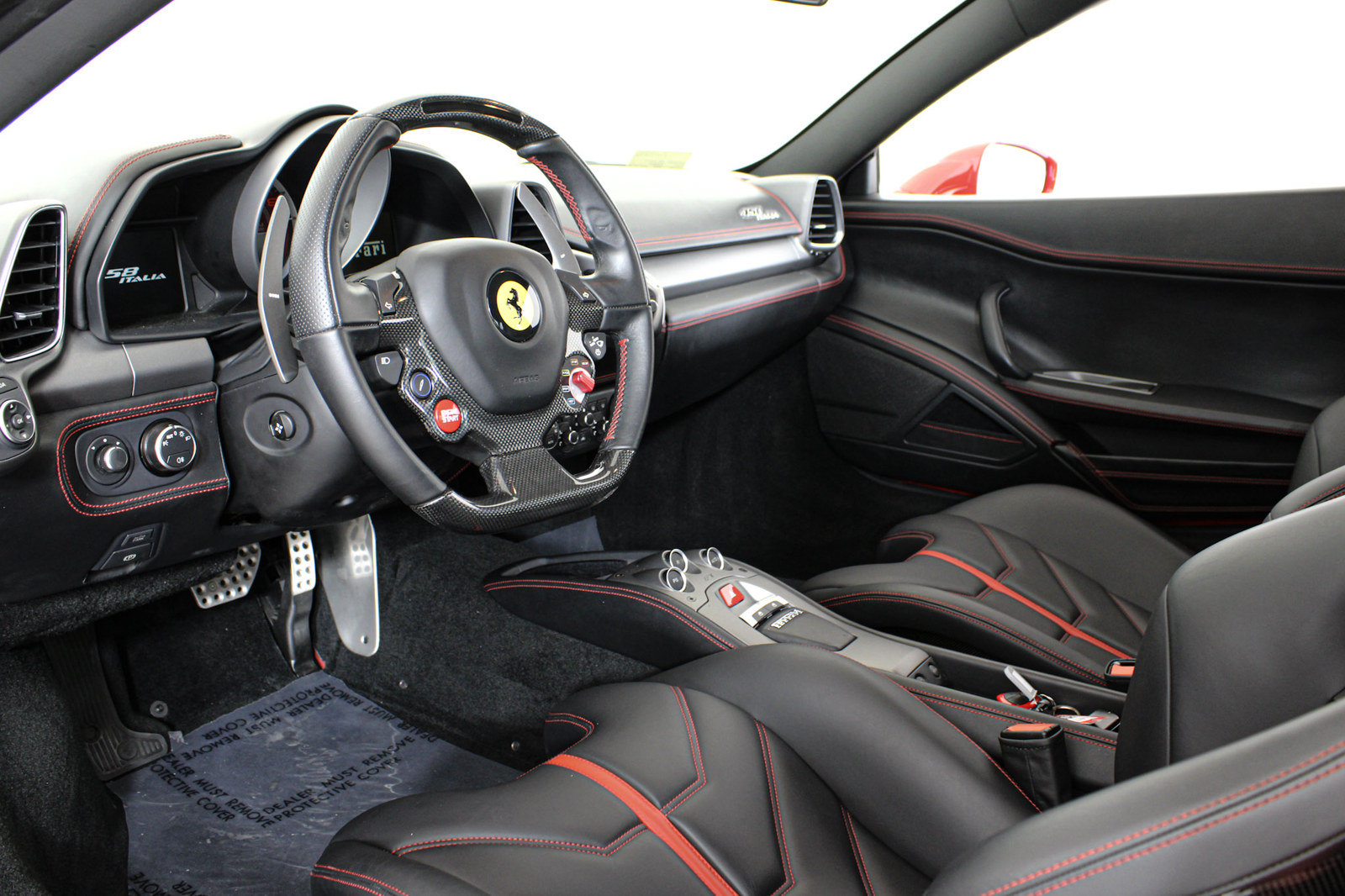 Certified 2015 Ferrari 458 Italia Coupe RWD image 2