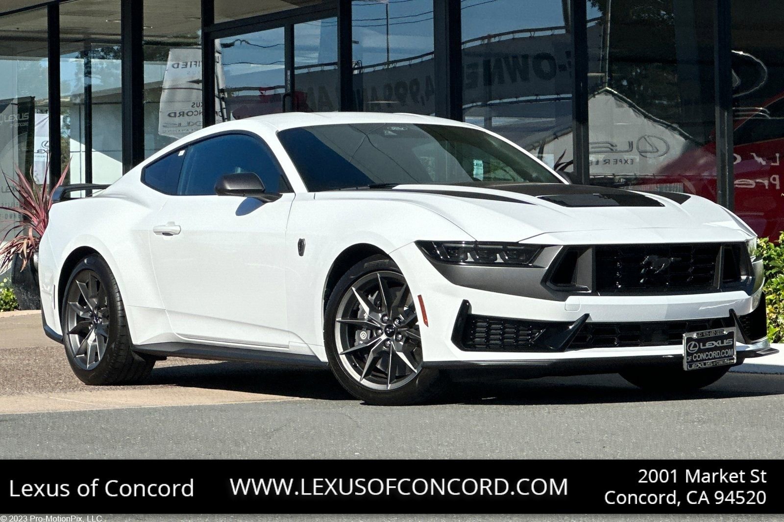 Used 2024 Ford Mustang Dark Horse RWD image 1