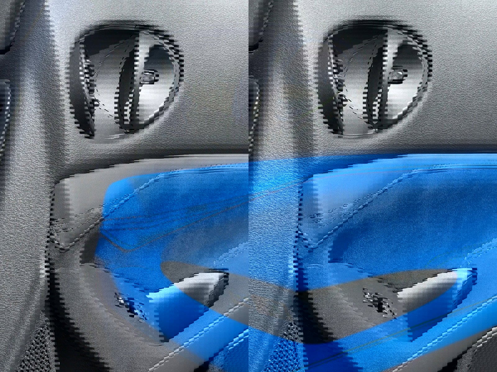 Certified 2024 Nissan Z Performance w/ Floor Mat Package image 10