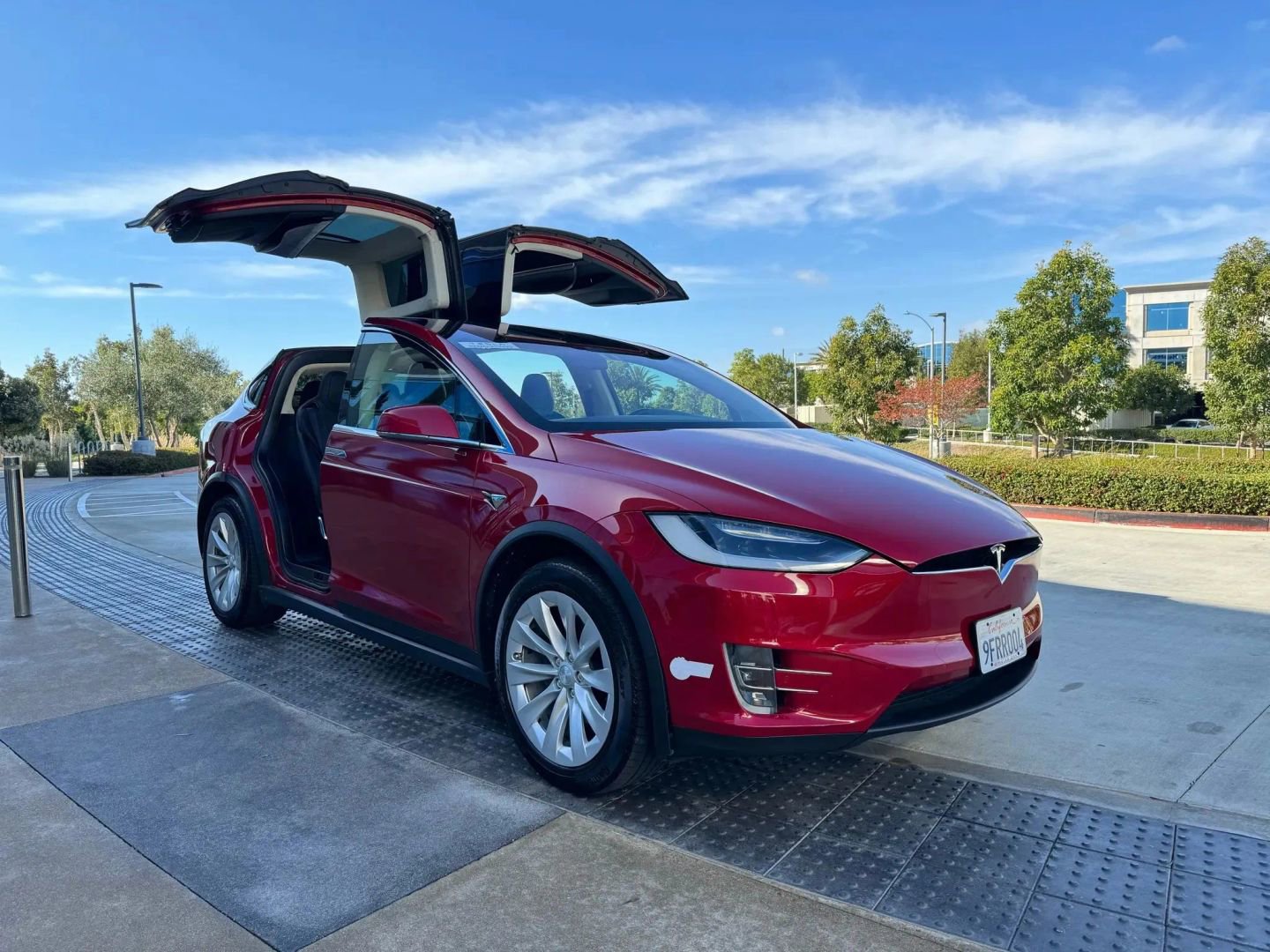 Used 2020 Tesla Model X Long Range AWD/4WD image 6