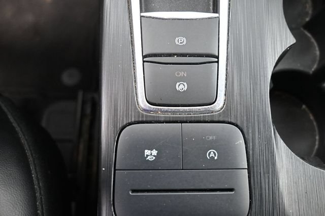 Used 2025 Ford Escape ST-Line Select AWD/4WD image 23