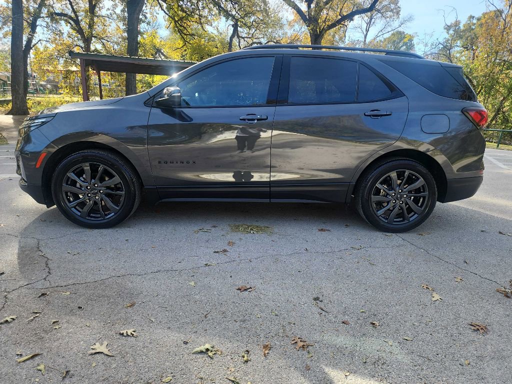 Used 2023 Chevrolet Equinox RS image 5