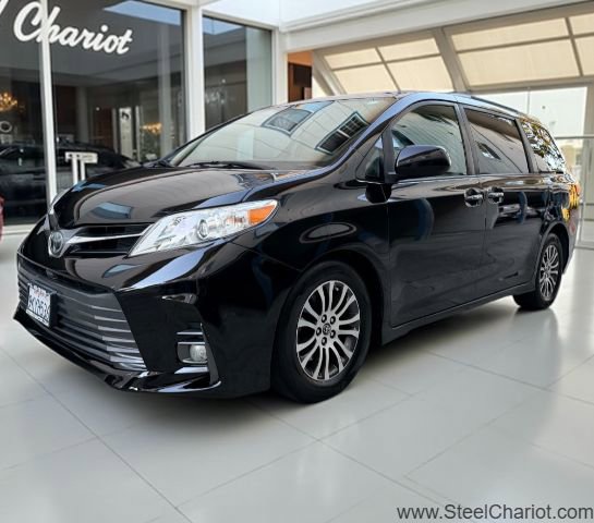 Used 2018 Toyota Sienna XLE