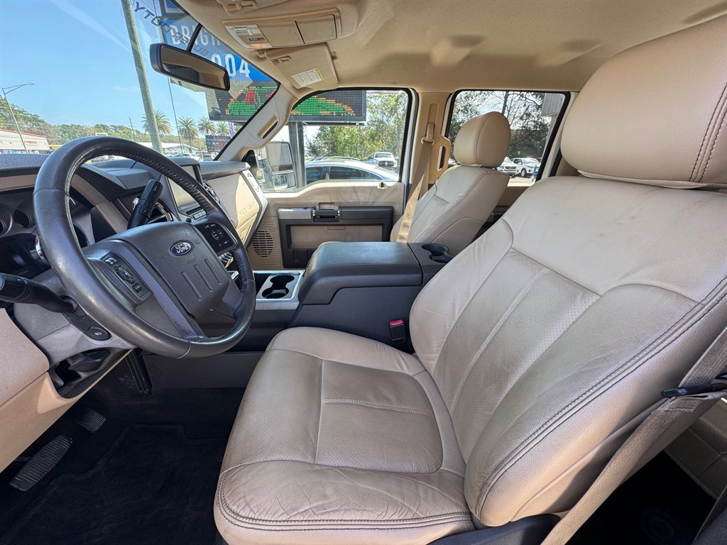 Used 2014 Ford F250 Lariat w/ Chrome Package image 11