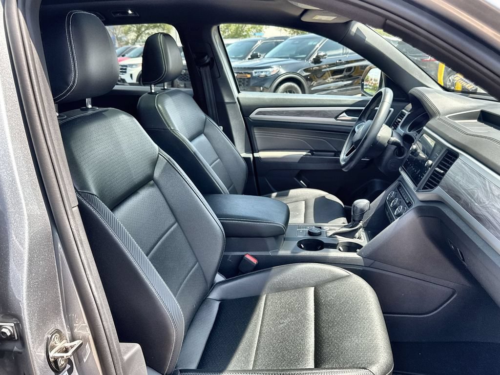 Used 2021 Volkswagen Atlas Cross Sport SE AWD/4WD image 31