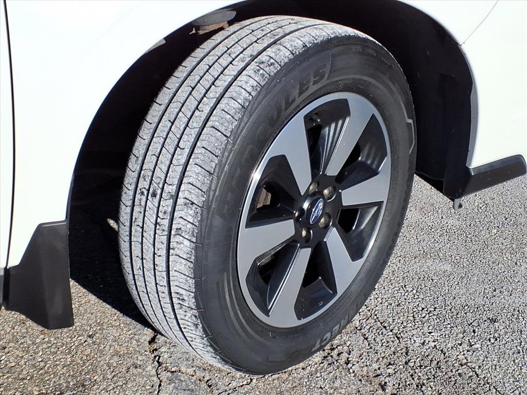 Used 2018 Subaru Forester 2.5i Premium w/ All-Weather Package image 5