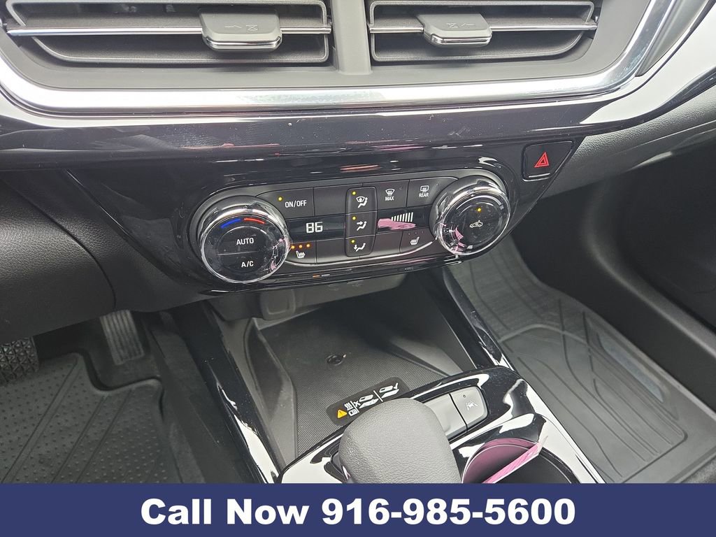 New 2026 Chevrolet Trax RS w/ Sunroof Package image 15