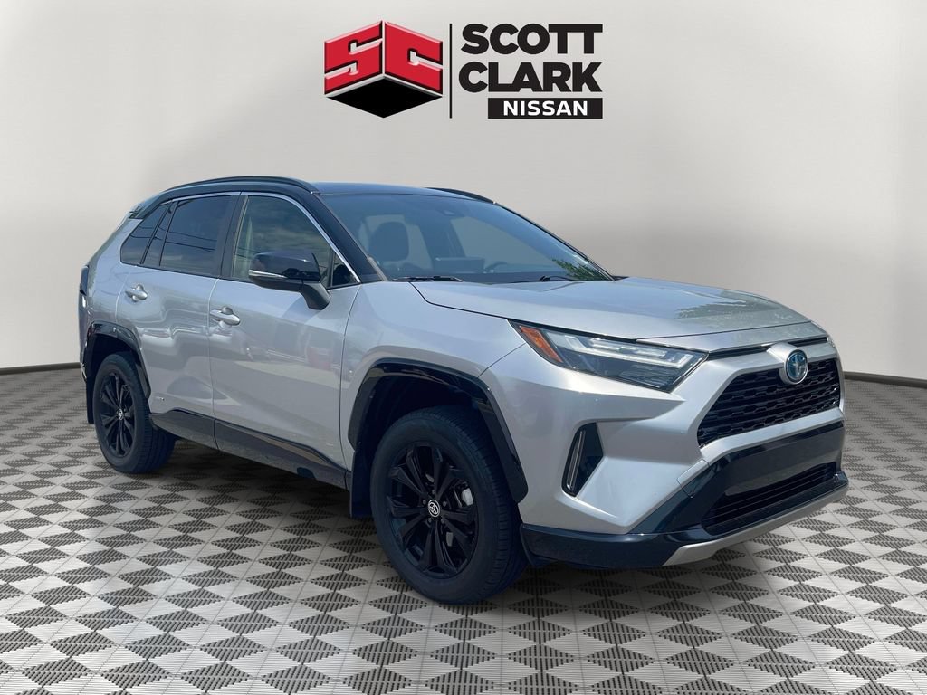 Used 2023 Toyota RAV4 XSE AWD/4WD image 1