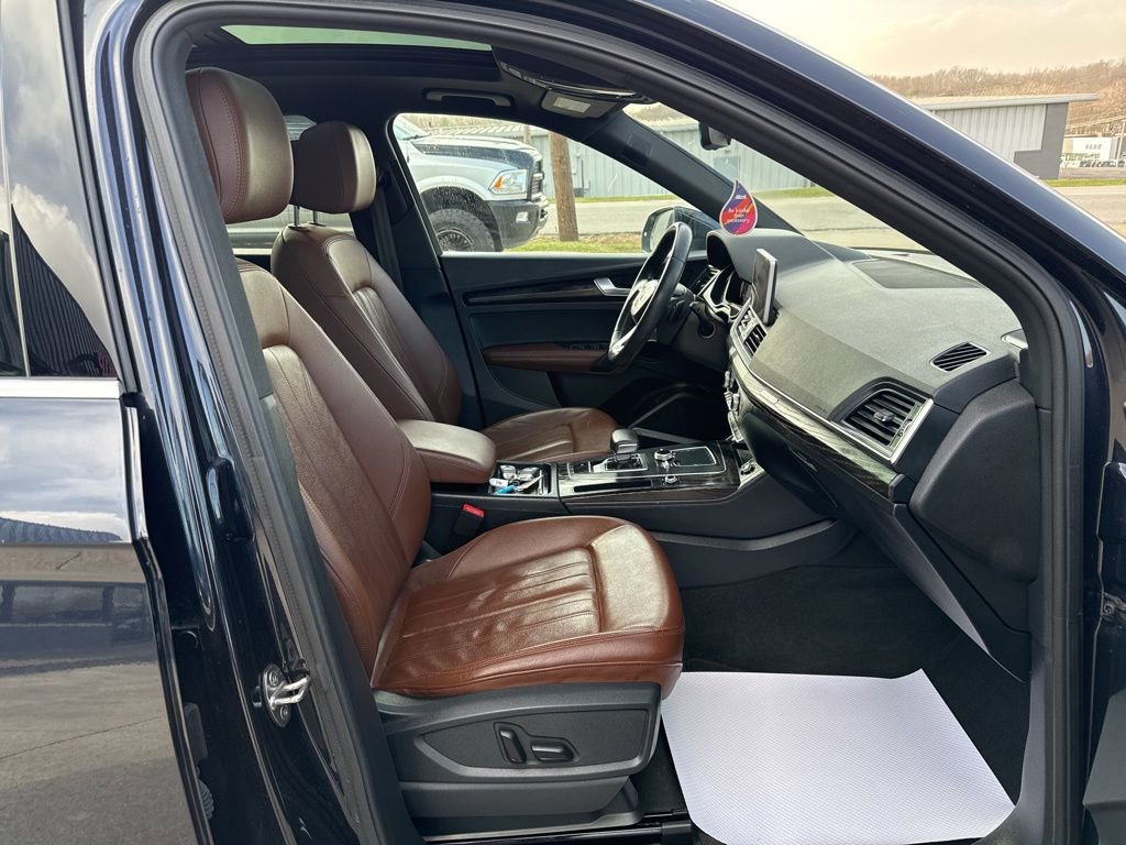 Used 2020 Audi Q5 2.0T Premium Plus w/ Premium Plus Package image 43