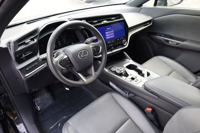 Used 2023 Lexus RZ 450e Premium w/ Technology Package image 10