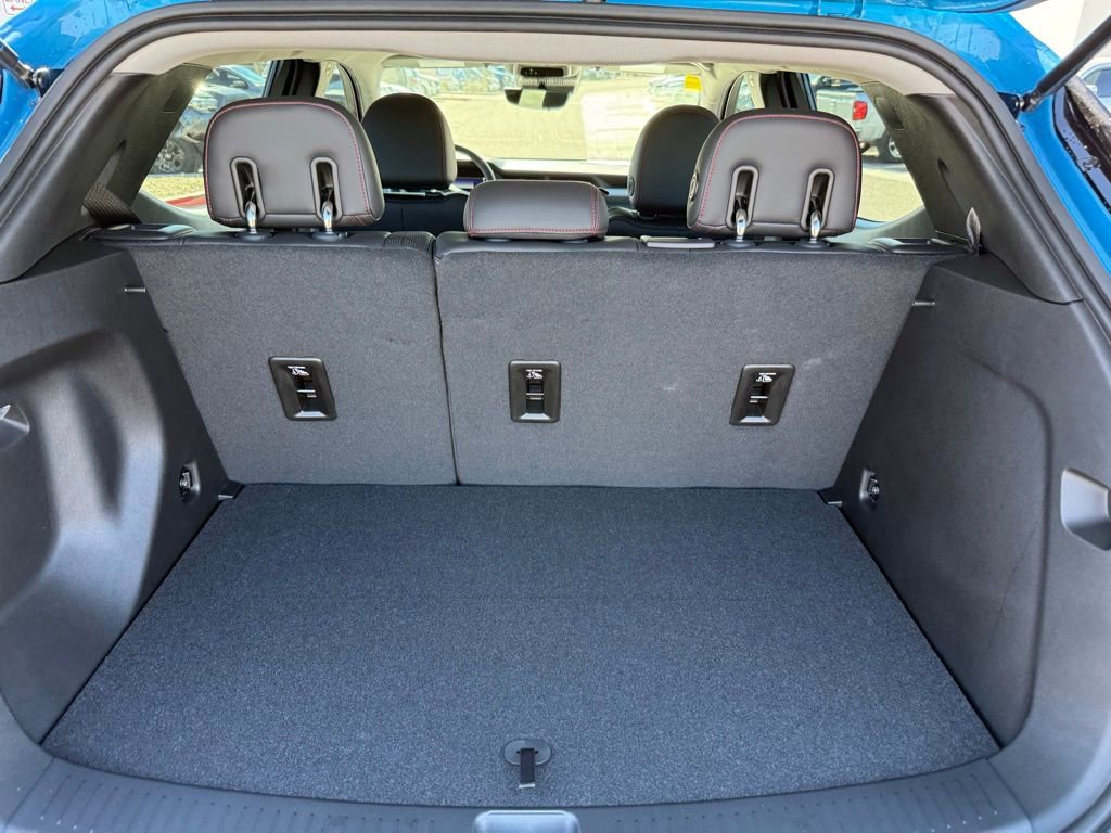 New 2027 Chevrolet Bolt RS w/ Technology Package image 18