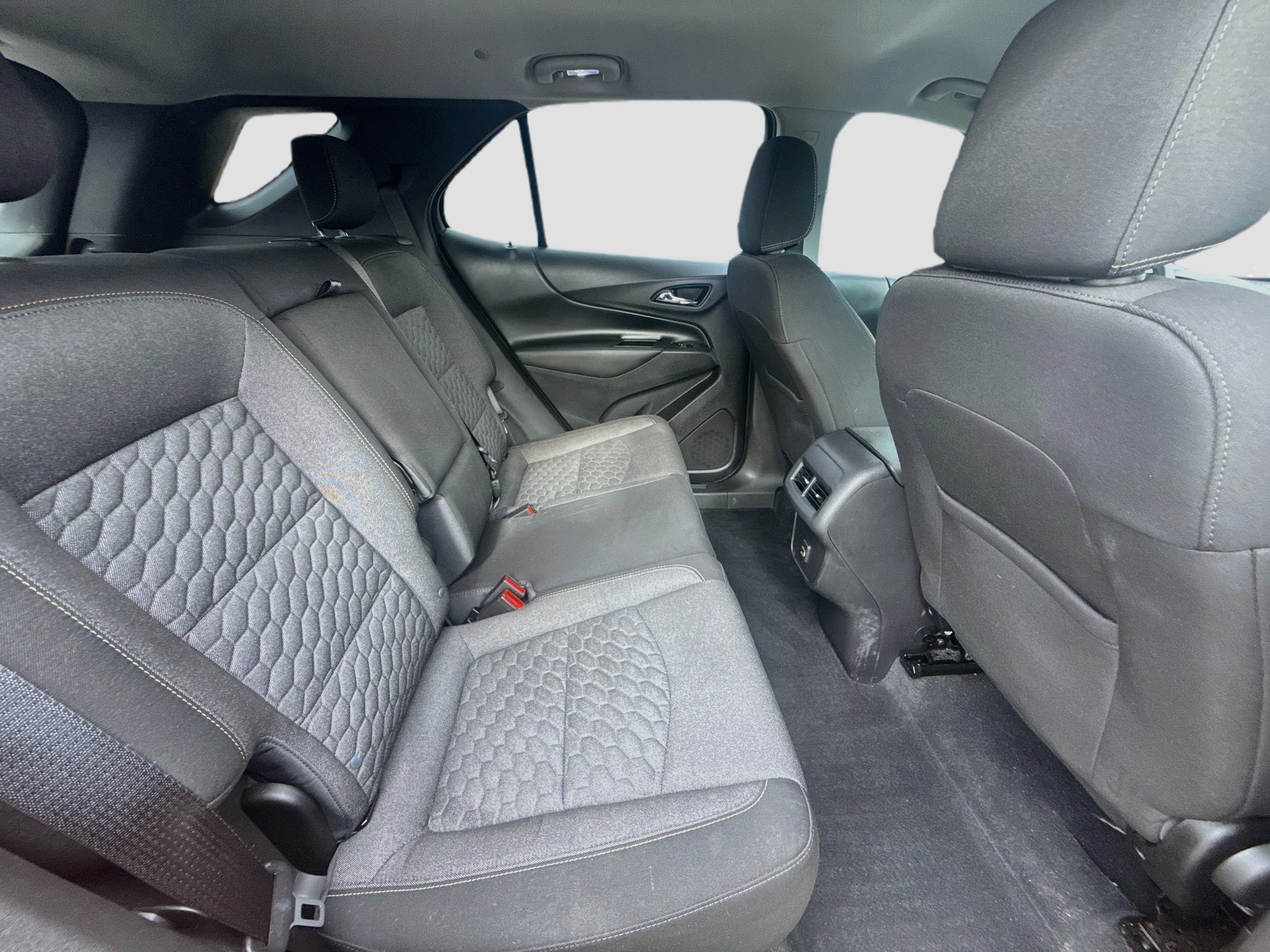 Used 2020 Chevrolet Equinox LT FWD image 26