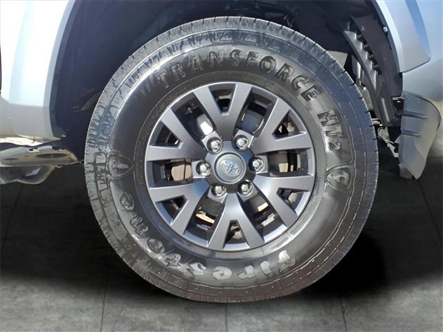 Used 2021 Toyota Tacoma SR5 image 9