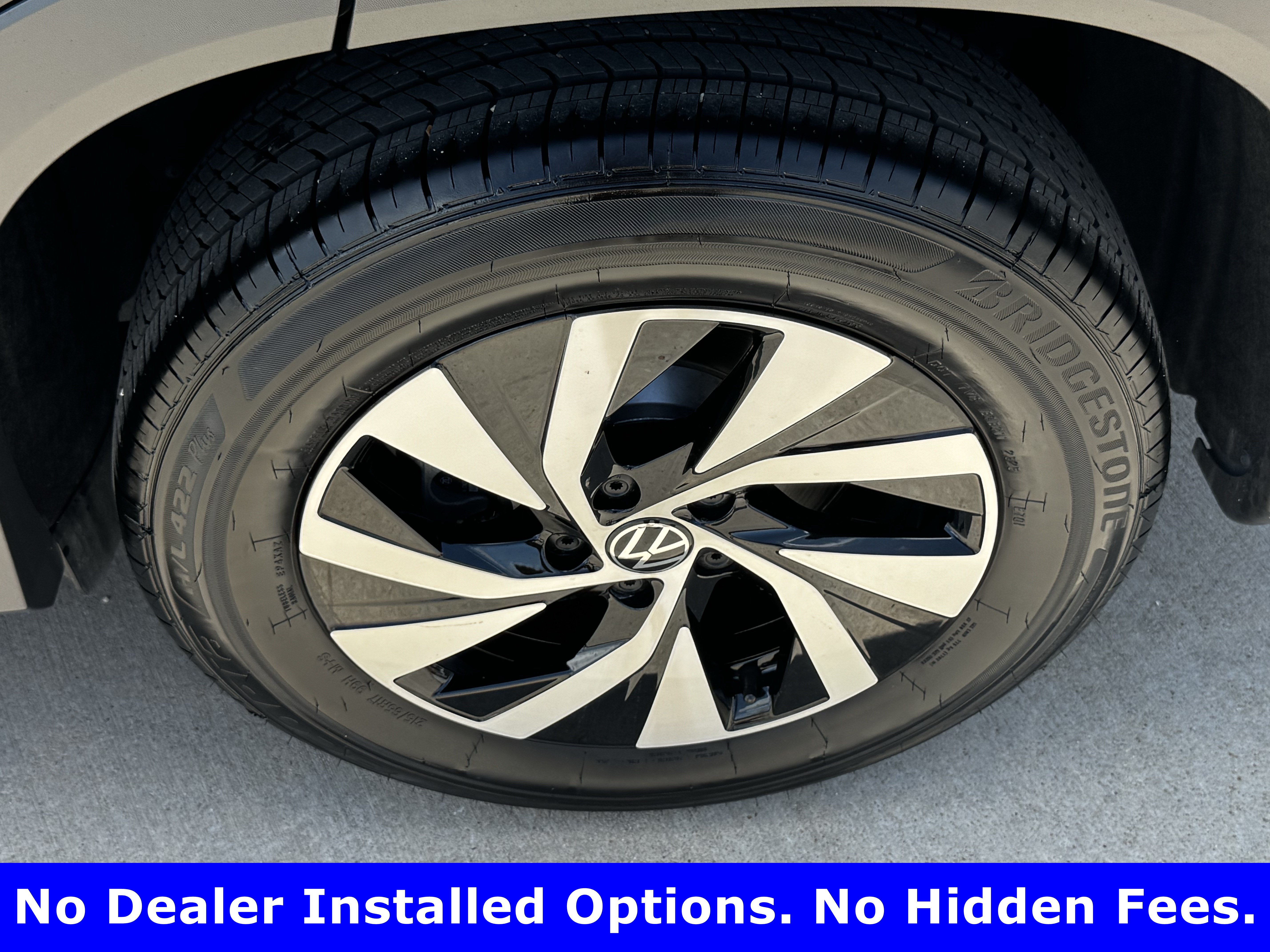 Used 2025 Volkswagen Tiguan S FWD image 9