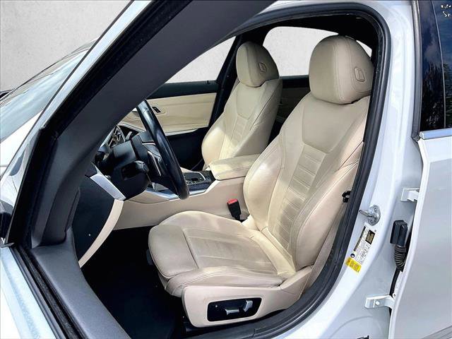Used 2020 BMW 330i Sedan w/ Driving Assistance Package image 27