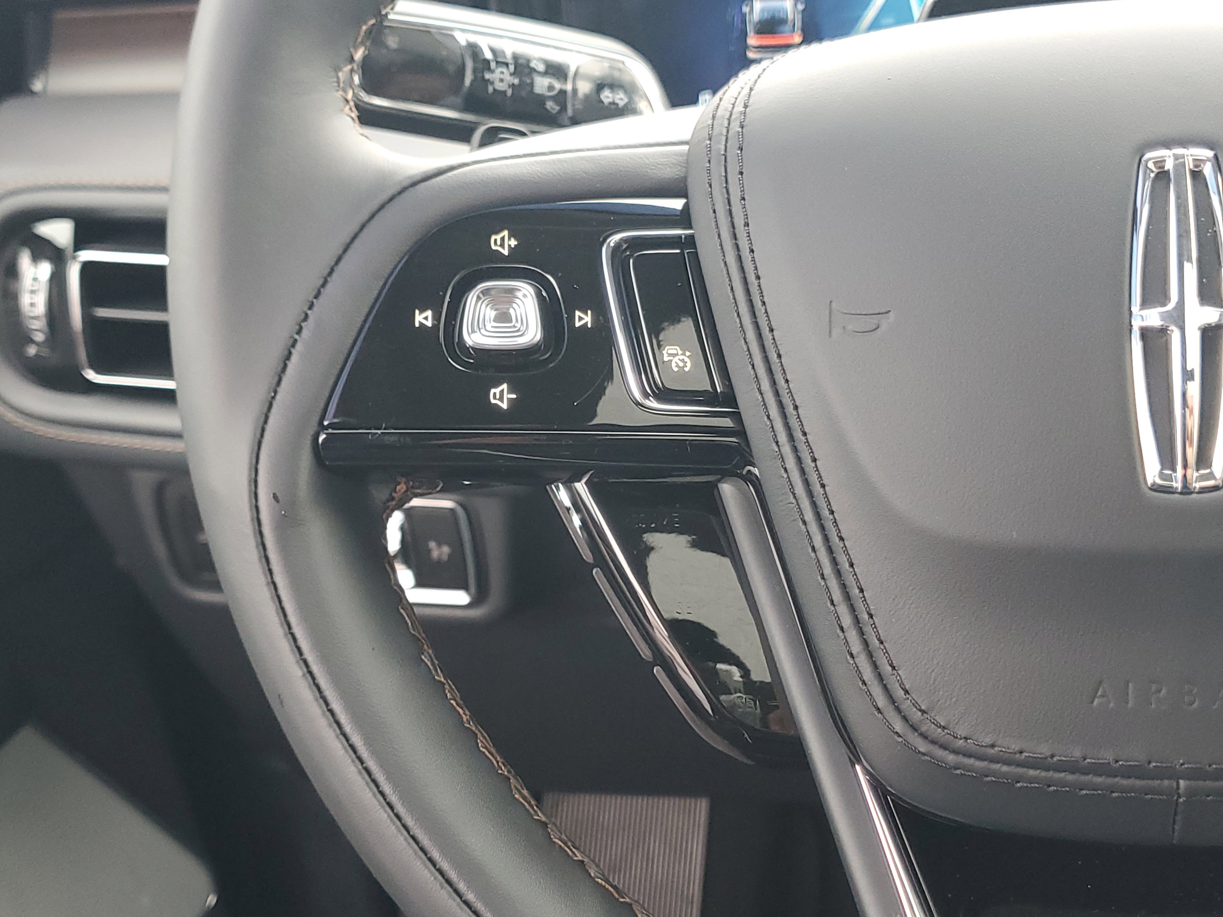 New 2026 Lincoln Aviator Reserve AWD/4WD image 15