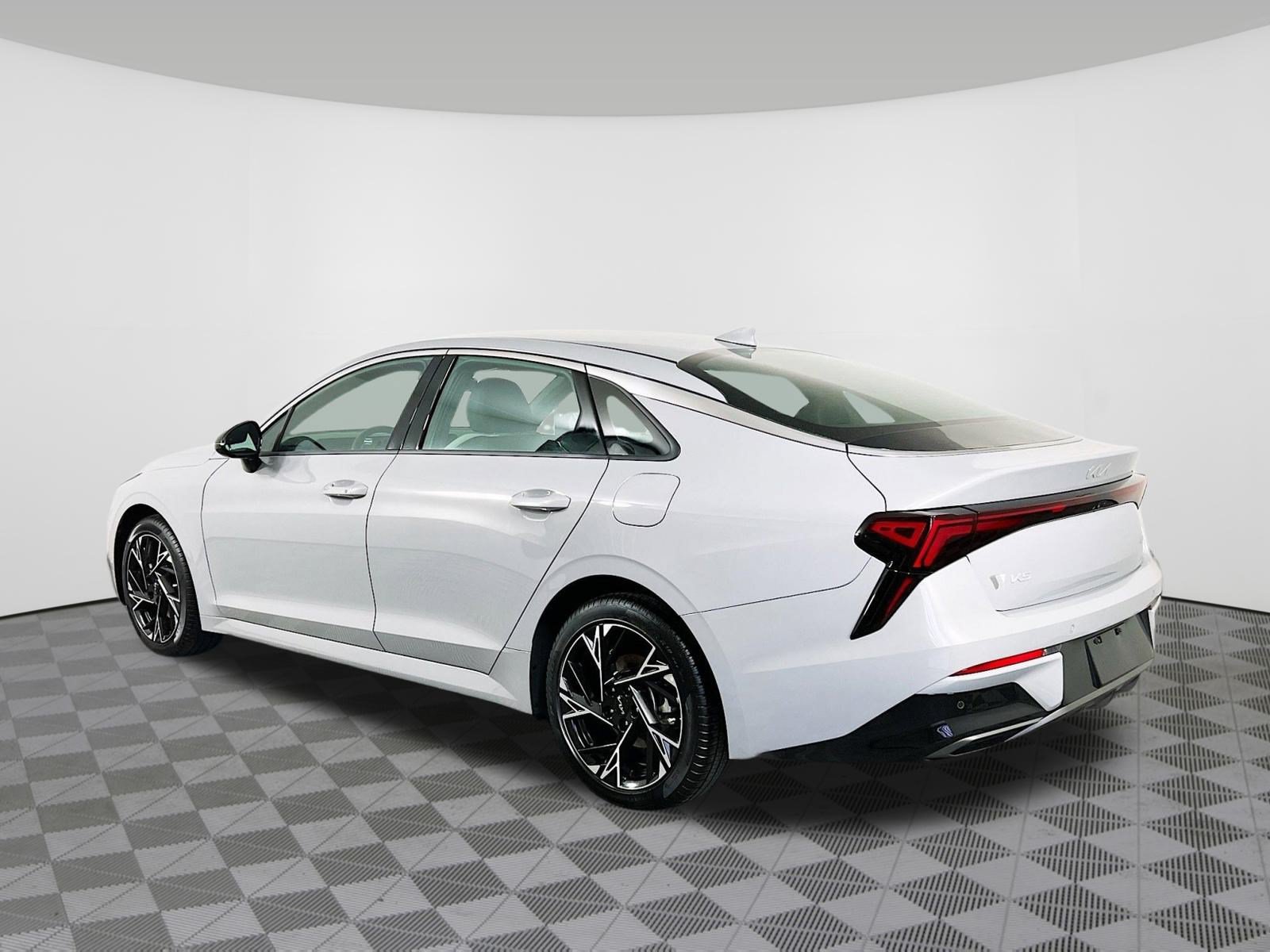 New 2025 Kia K5 GT-Line FWD image 29