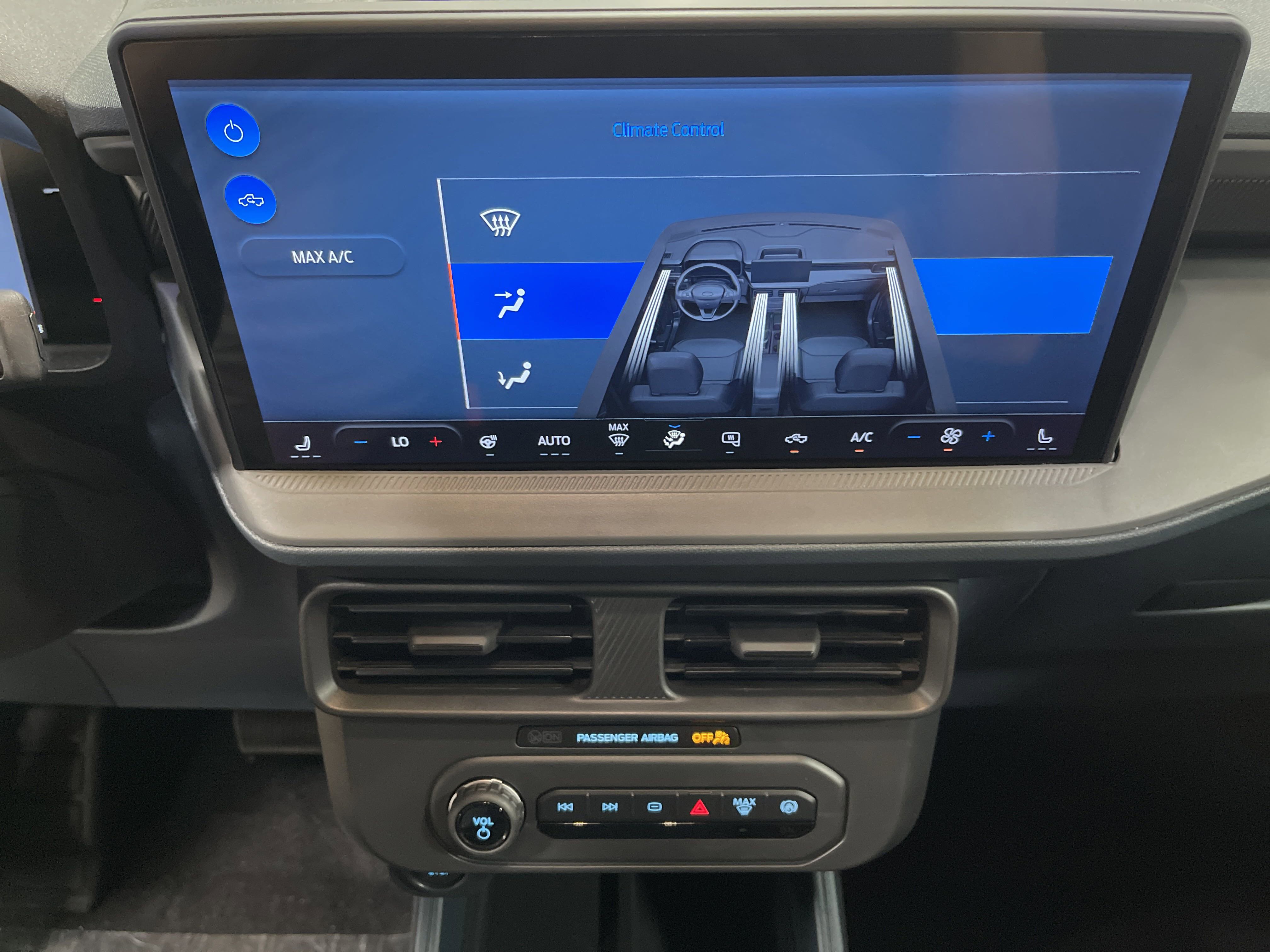 New 2025 Ford Maverick XLT w/ XLT Luxury Package image 26