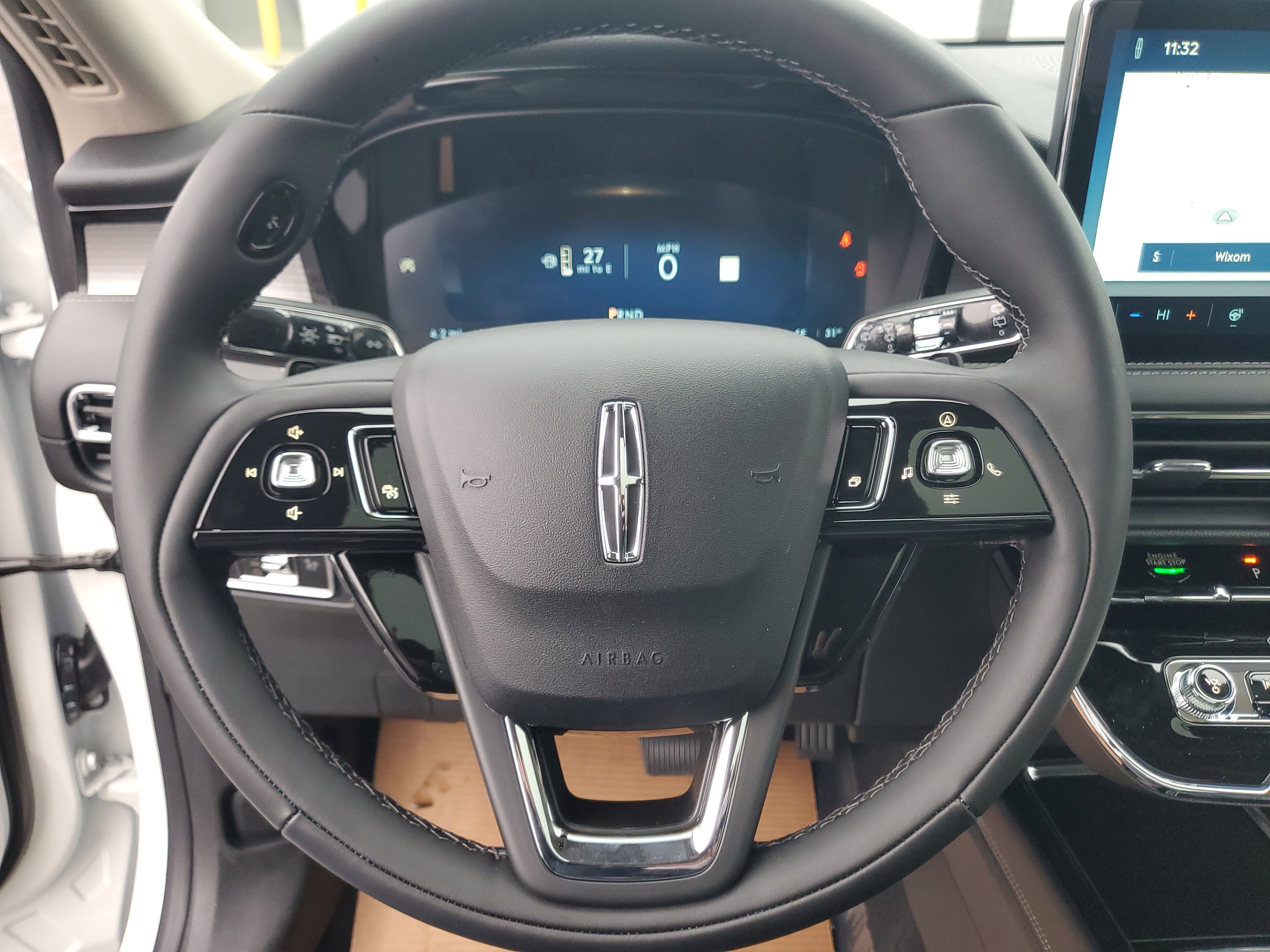 New 2026 Lincoln Corsair Premiere image 16