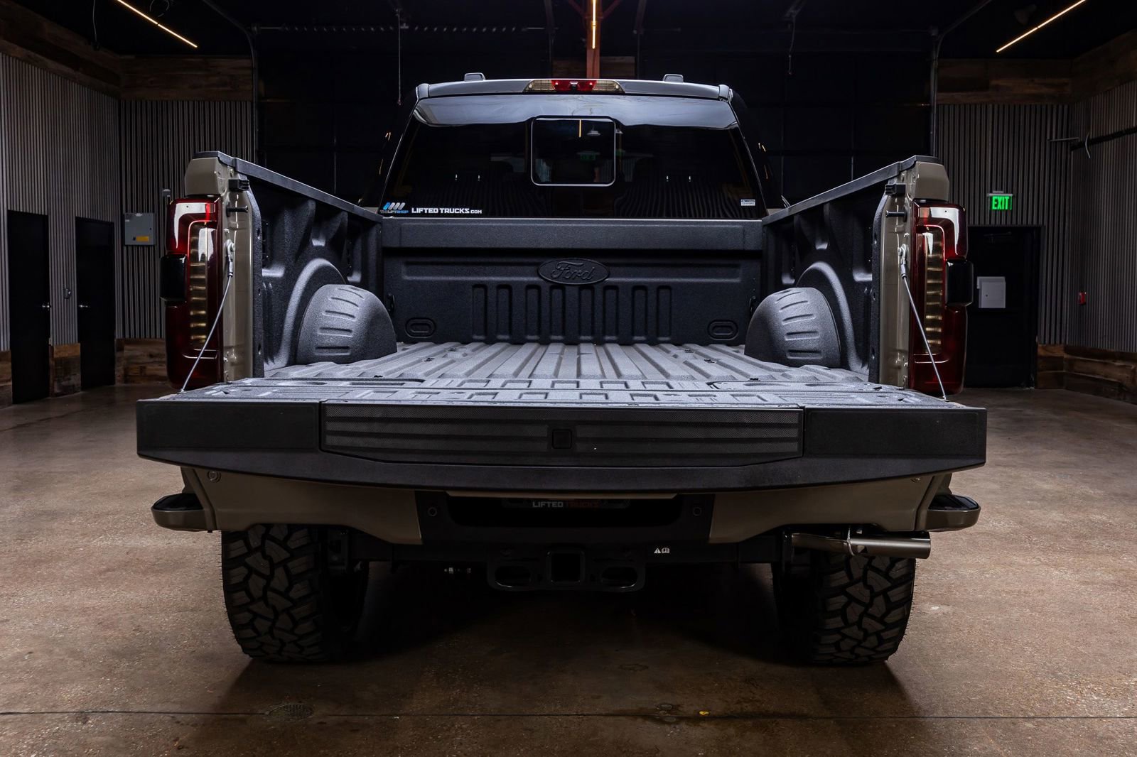 Used 2026 Ford F250 King Ranch w/ Chrome Package image 9