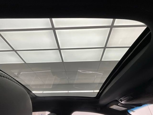 Used 2018 Lincoln Continental Reserve w/ Continental Climate Package image 6