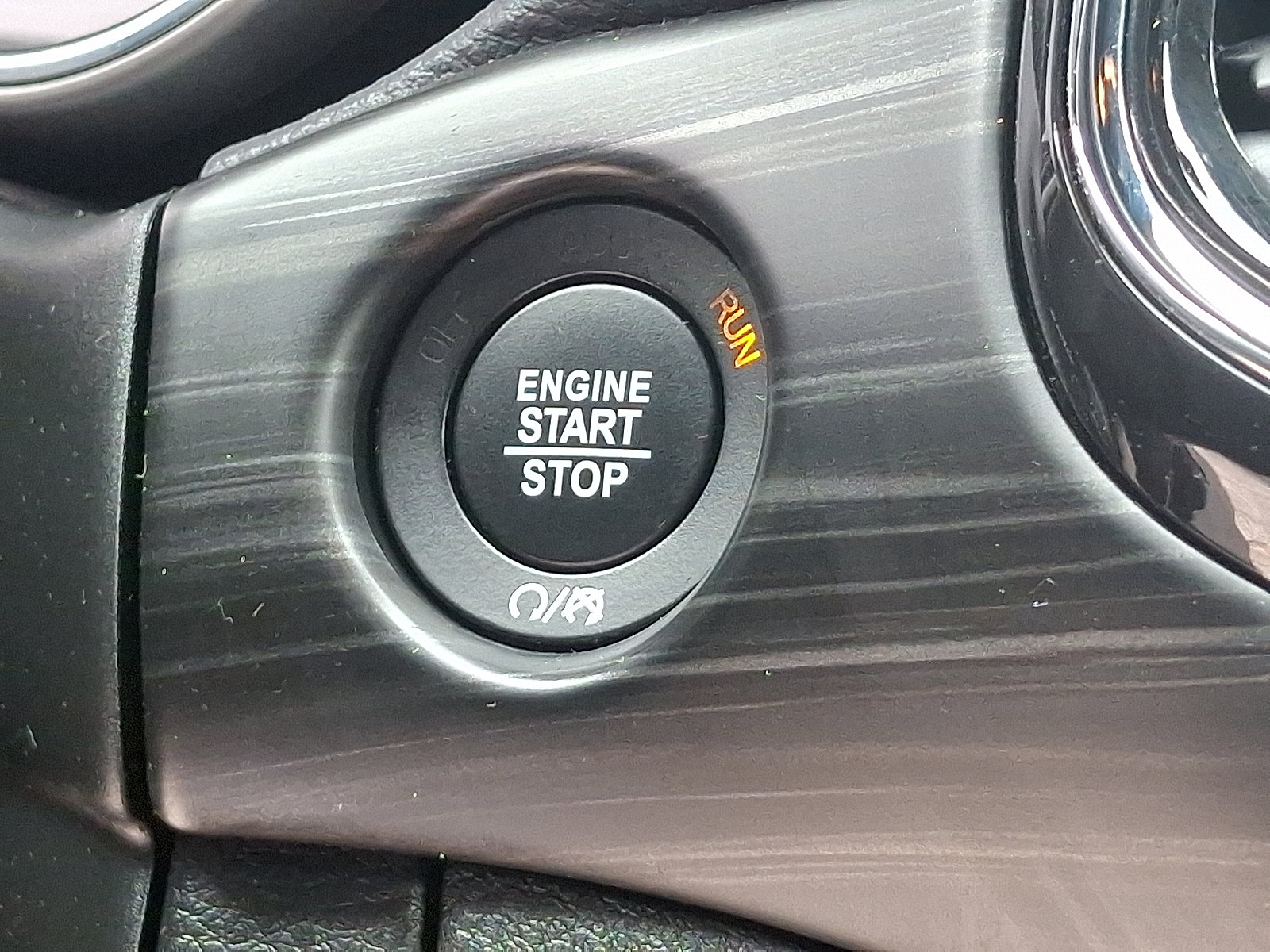 Used 2021 Jeep Grand Cherokee Laredo X image 24