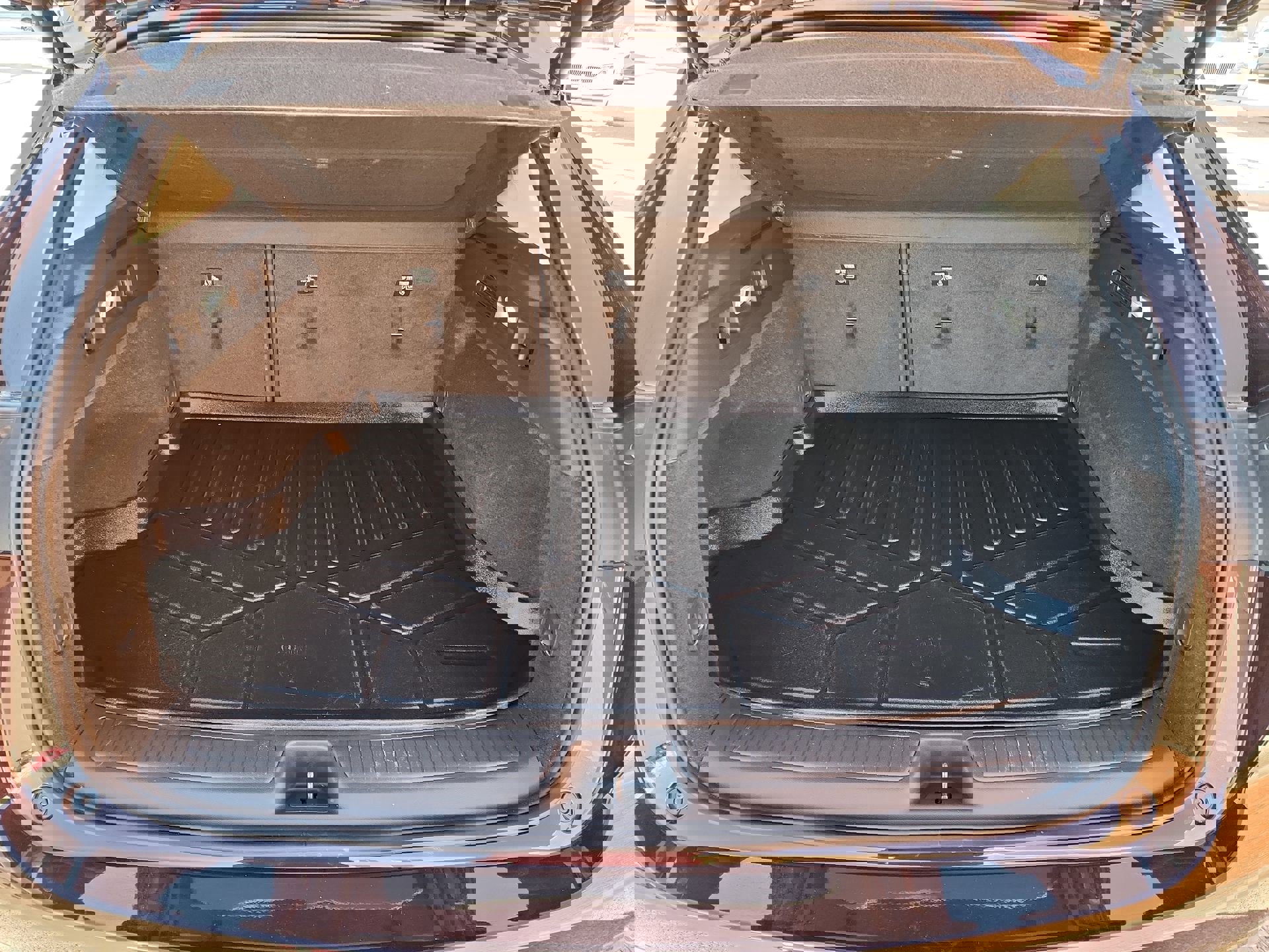 Used 2023 Buick Envision Avenir image 12