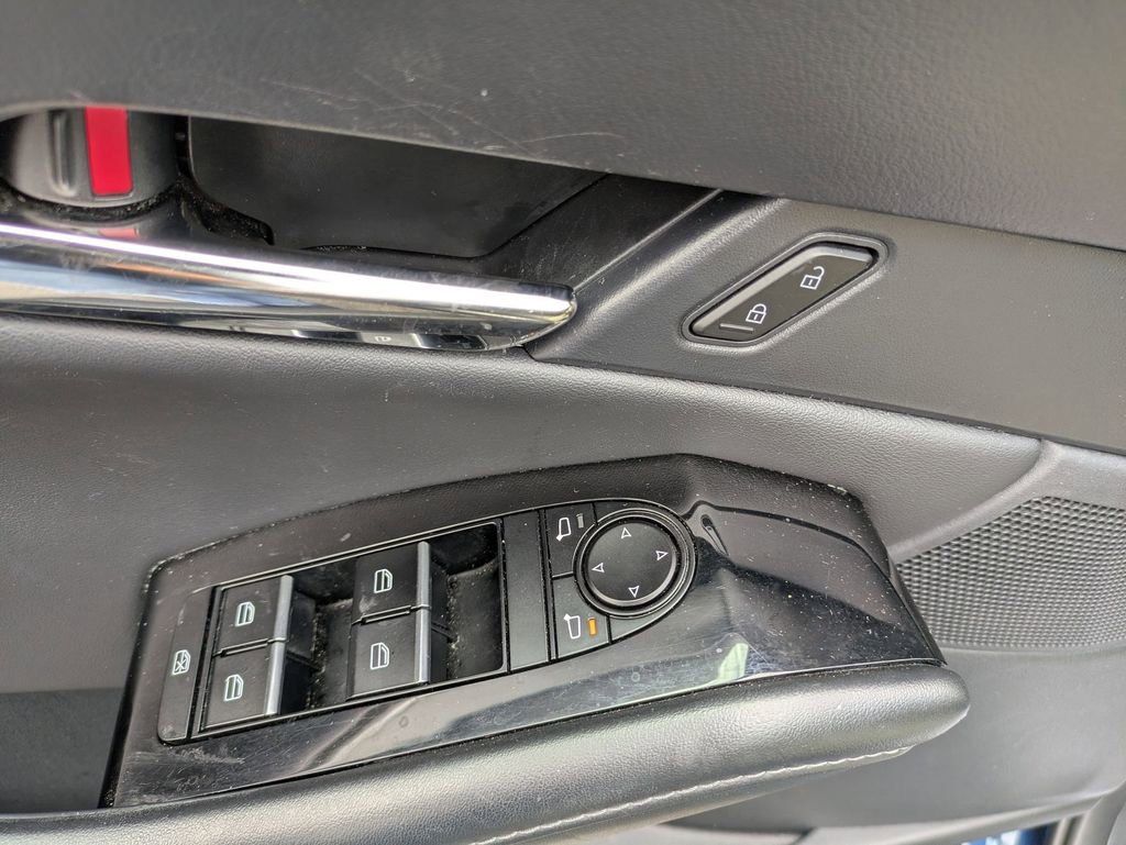 Used 2025 MAZDA CX-30 AWD 2.5 S w/ Preferred Package image 13