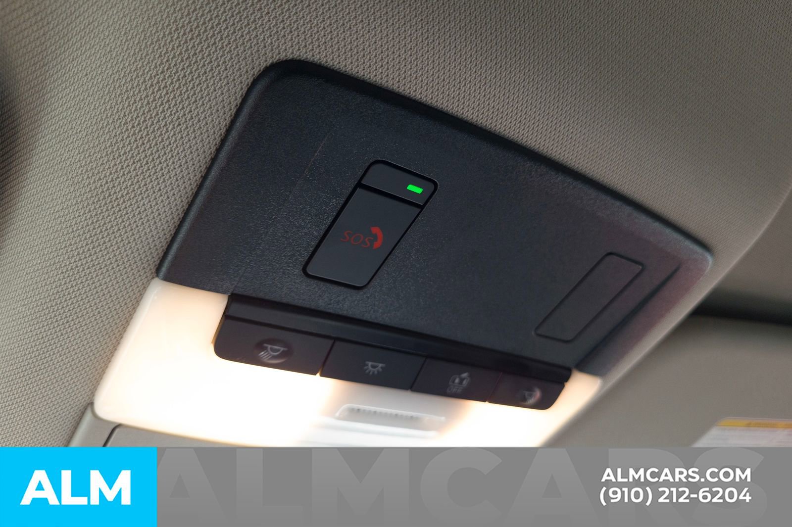 Used 2023 Nissan Rogue SV image 16