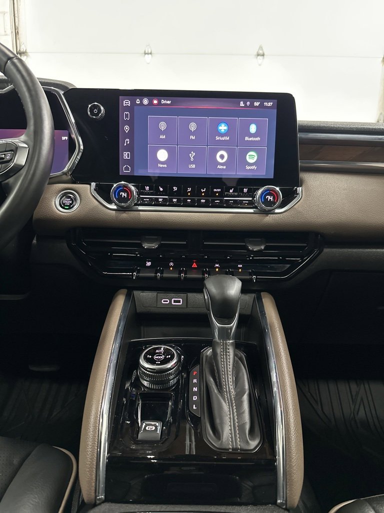 Used 2024 GMC Canyon Denali image 24