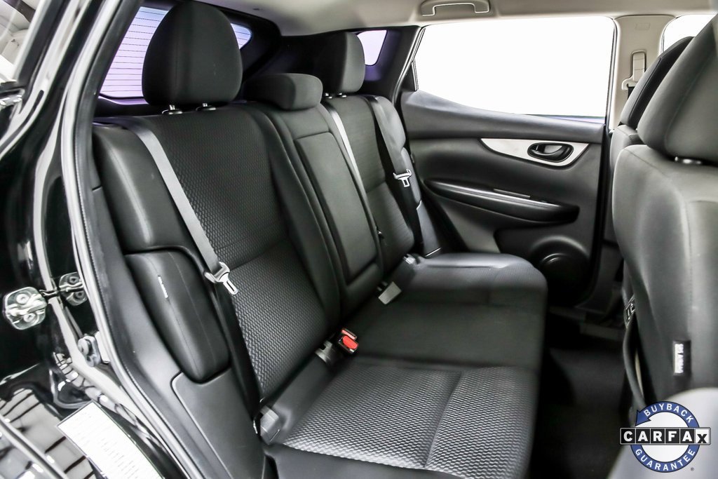 Used 2021 Nissan Rogue Sport S image 33