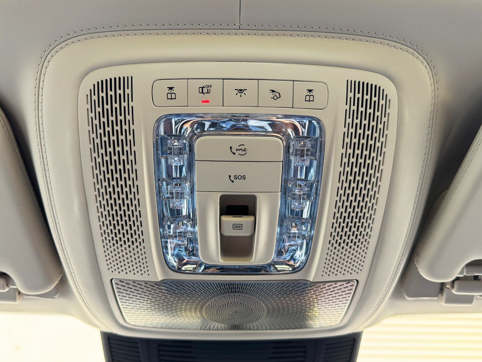 Used 2023 Mercedes-Benz Maybach GLS 600 4MATIC image 41