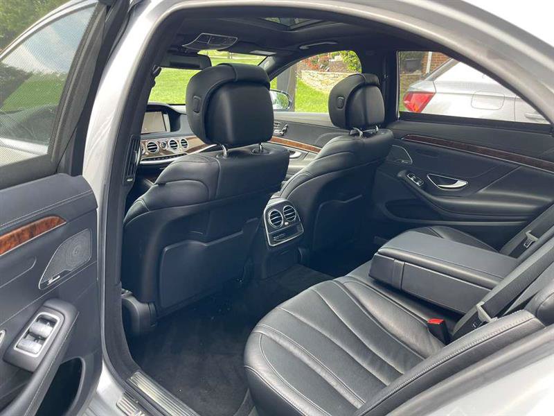 Used 2015 Mercedes-Benz S 550 4MATIC Sedan image 47