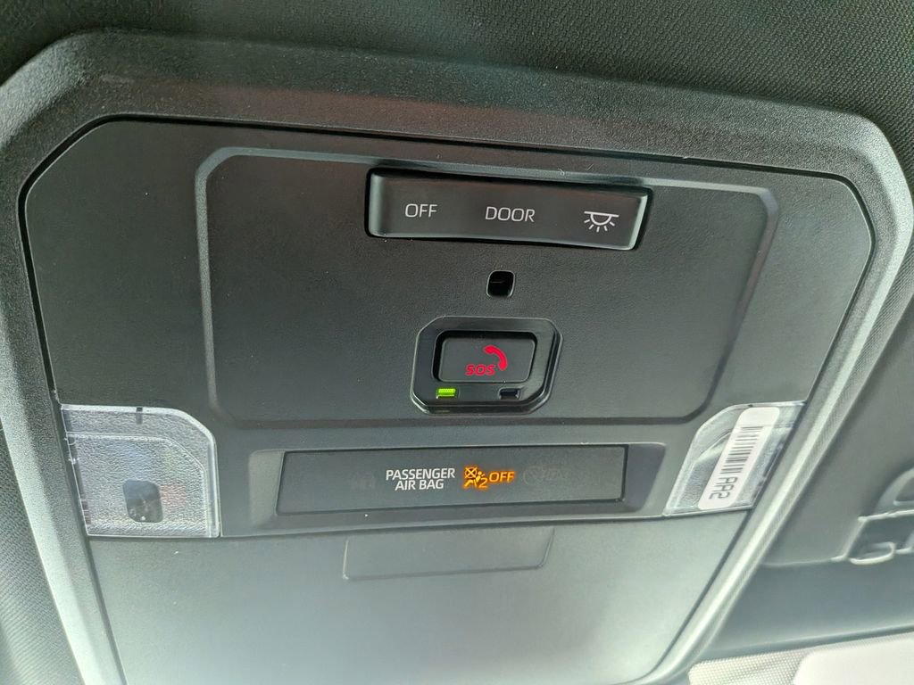 Used 2024 Toyota Tacoma TRD Off-Road image 29