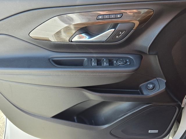 Used 2020 GMC Terrain Denali w/ Denali Premium Package FWD image 29