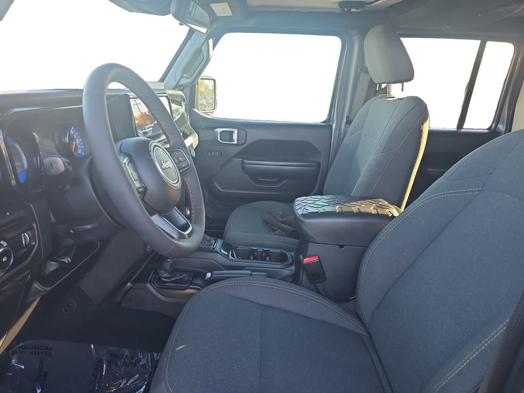 Used 2024 Jeep Wrangler Willys image 11