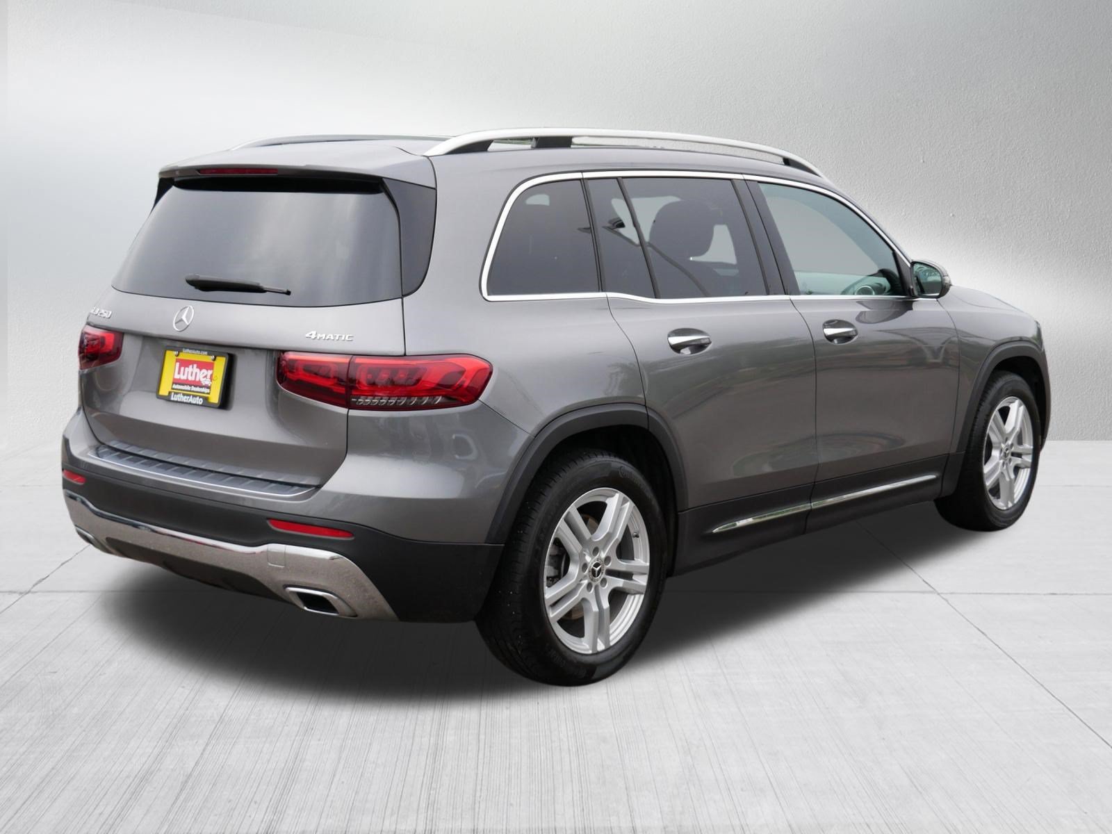 Used 2021 Mercedes-Benz GLB 250 4MATIC image 7