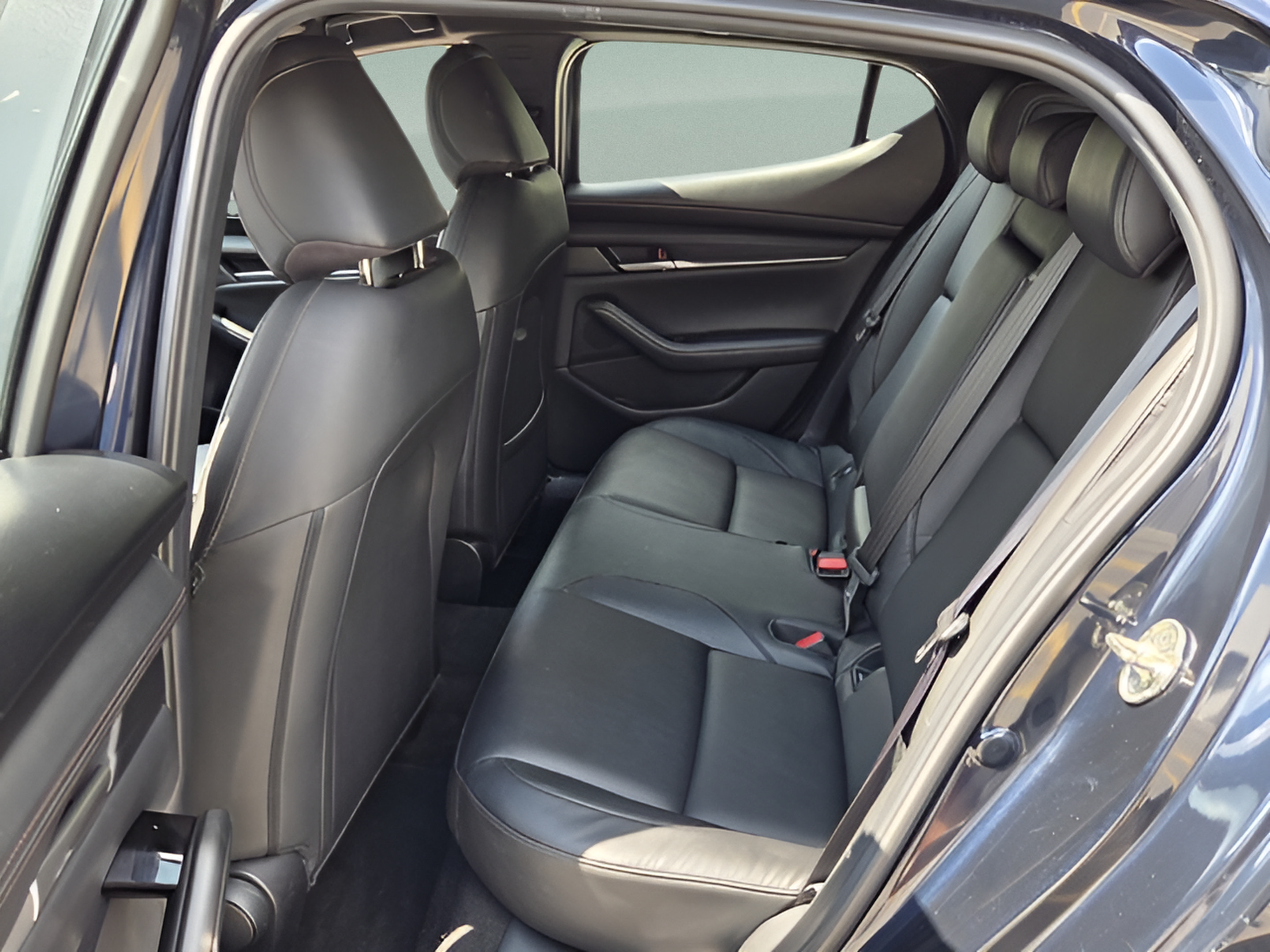 Used 2024 MAZDA MAZDA3 s FWD image 10