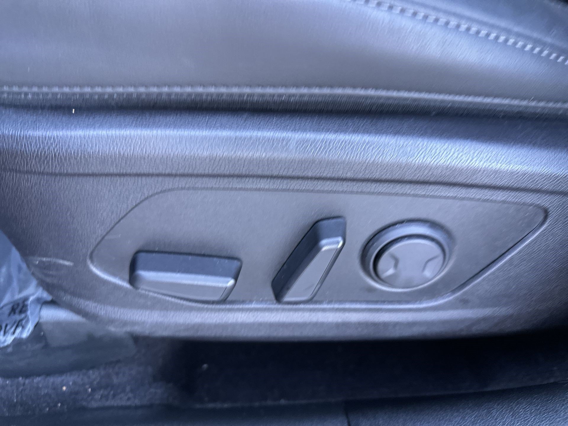 Certified 2024 Kia Sorento SX FWD image 14